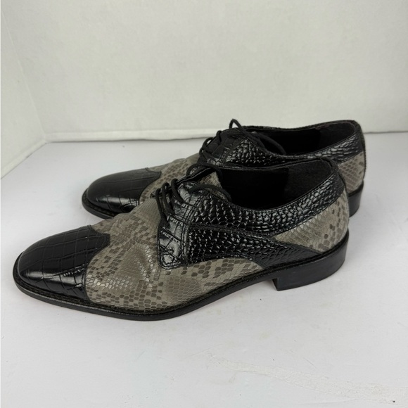 Stacy Adams Black and Gray Snakeskin Oxfords main image 4
